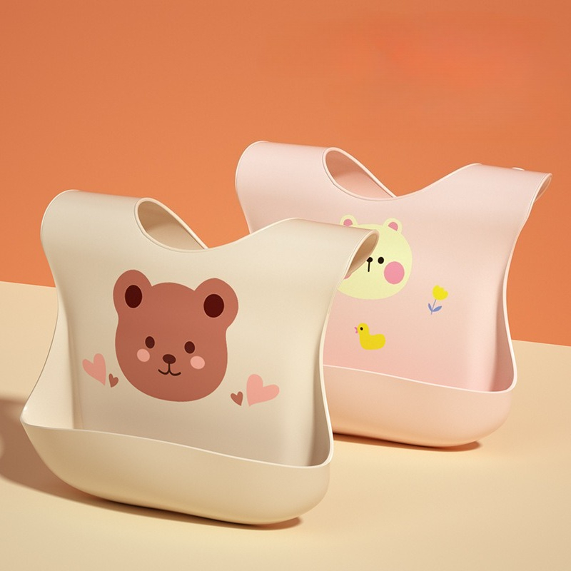 防水ベビービブソフトシリコンスカーフかわいい漫画クマプリント - Baby Food Apron のレビューと価格